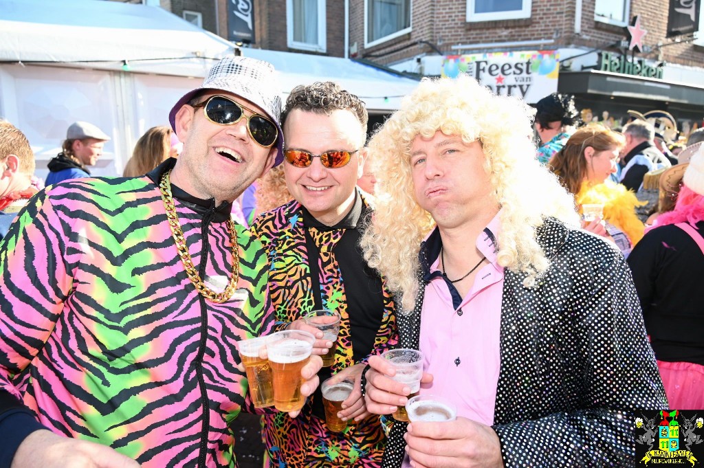 ../Images/Kroegentocht 2025 225.jpg